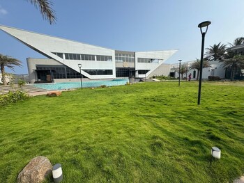 shoreland leisure stays