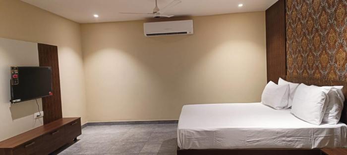 shoreland leisure stays