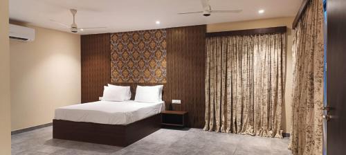 shoreland leisure stays