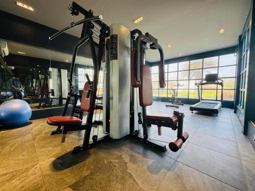 shoreland leisure stays