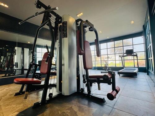 shoreland leisure stays