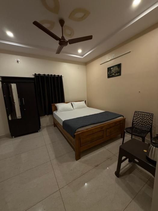 sri aavasa homestays