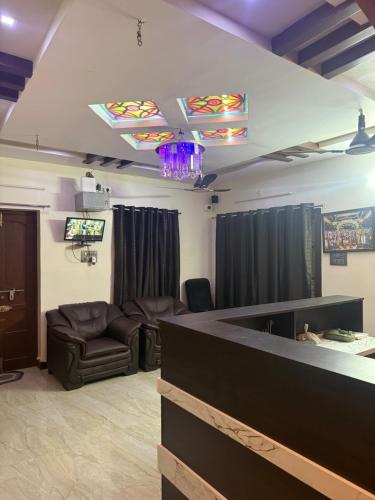 sri aavasa homestays
