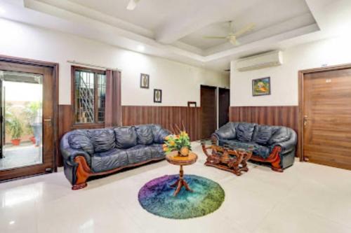 rrooms eco hotel ttamaasha innn