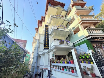 hotel himalayan retreat darjeeling