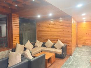 hotel aristocrat darjeeling by baizus