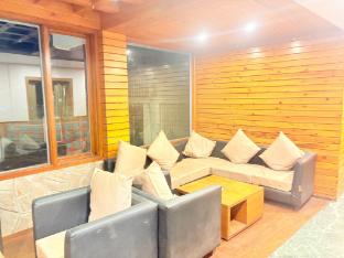 hotel aristocrat darjeeling by baizus