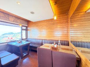 hotel aristocrat darjeeling by baizus