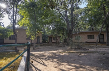 maharaja kothi resort bandhavgarh