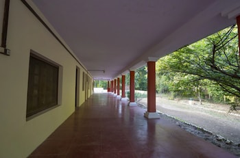 maharaja kothi resort bandhavgarh