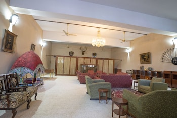 Maharaja Kothi Resort Bandhavgarh,,3 star