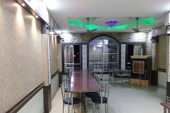 hotel rajawat vidisha