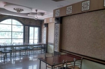 hotel rajawat vidisha