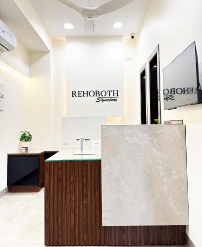 rehoboth signature luxury stay