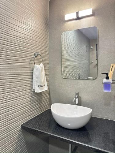 rehoboth signature luxury stay