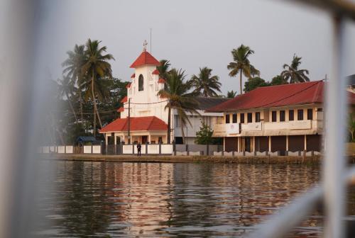 vedic village retreat alleppey