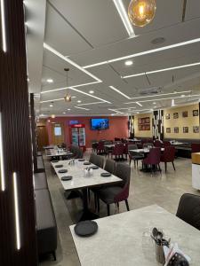 bharat inn hotel and restaurant