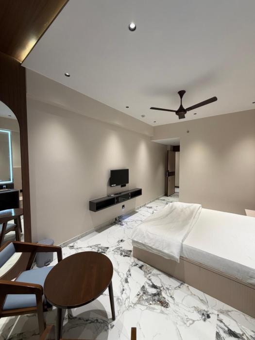 bharat inn hotel and restaurant