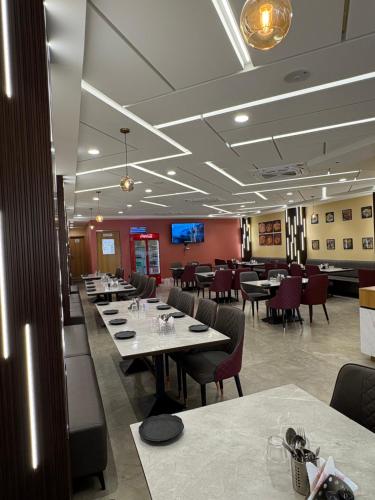 bharat inn hotel and restaurant