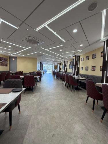 bharat inn hotel and restaurant