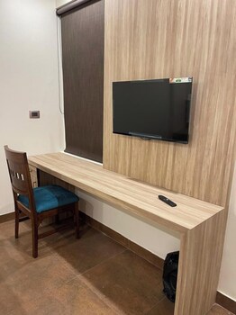 Hotel Grand Tushar Elegant,,3 star