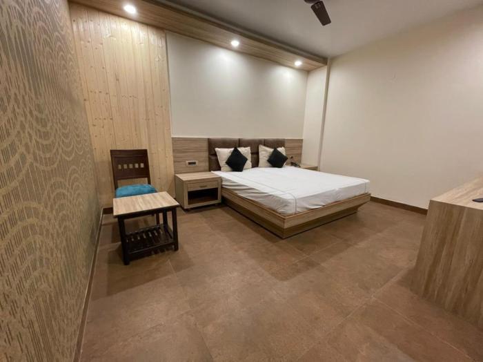 hotel grand tushar elegant