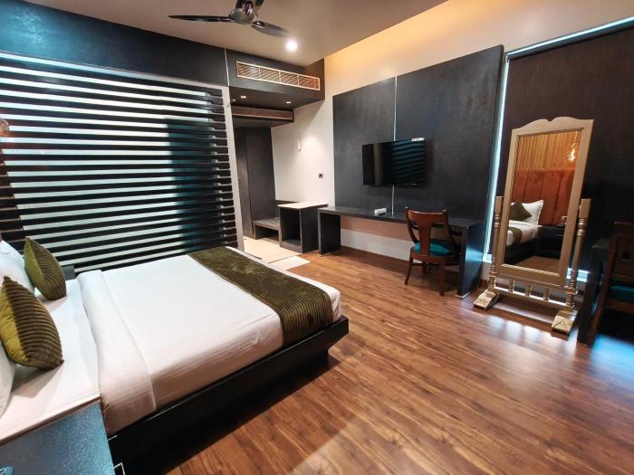 hotel grand tushar elegant