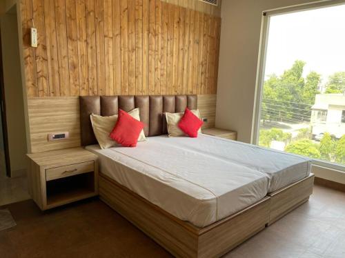 hotel grand tushar elegant