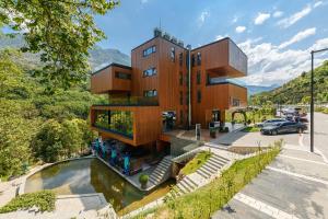 hotel uji ftohte tepelene