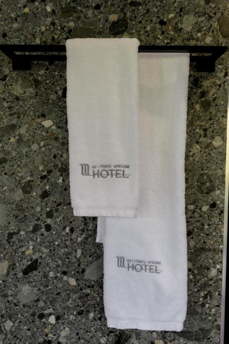 hotel uji ftohte tepelene