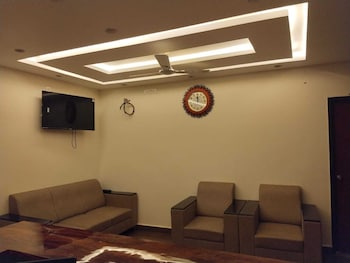 Prestige Palace,,3 star