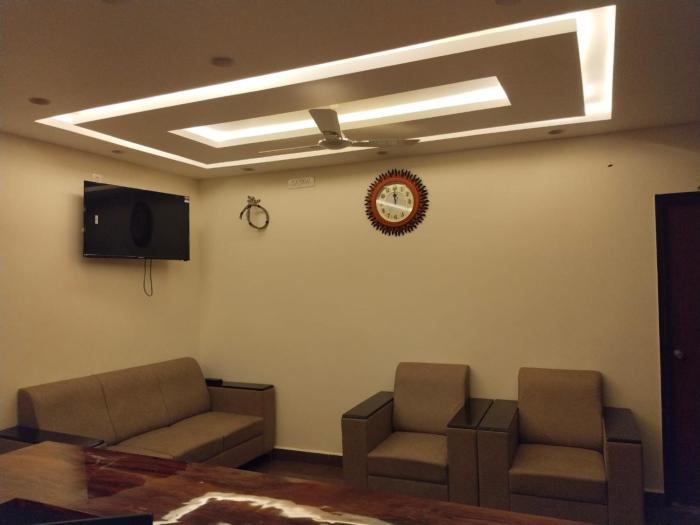 prestige palace