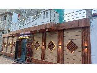 dhamstay hotel srikhetra palace near golden beach