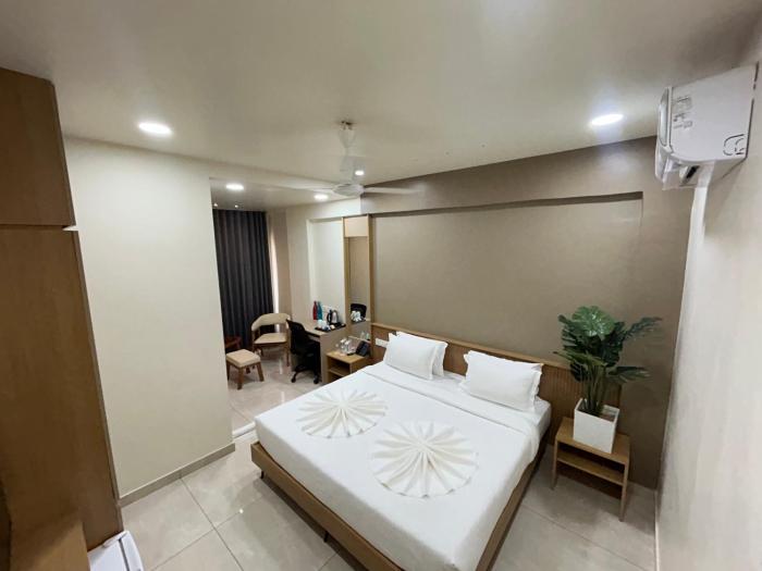 v club bhuj