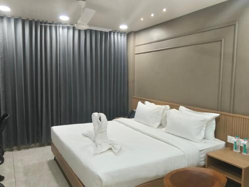 v club bhuj