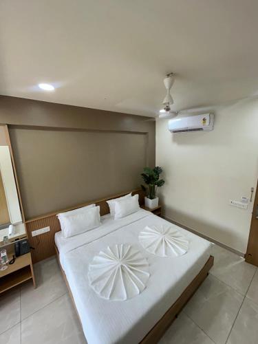 v club bhuj