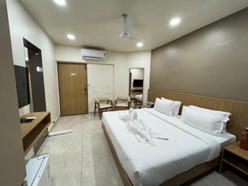 v club bhuj