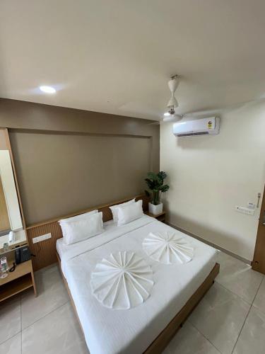 v club bhuj