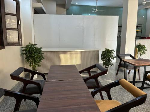 casa garden low aqi hill view stay for peace