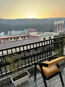 casa garden low aqi hill view stay for peace