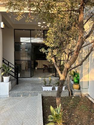 casa garden low aqi hill view stay for peace