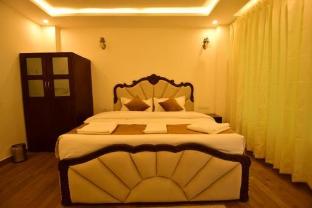 hotel snow world manali