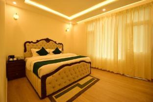 hotel snow world manali