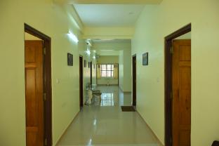 swarna deluxe lodge