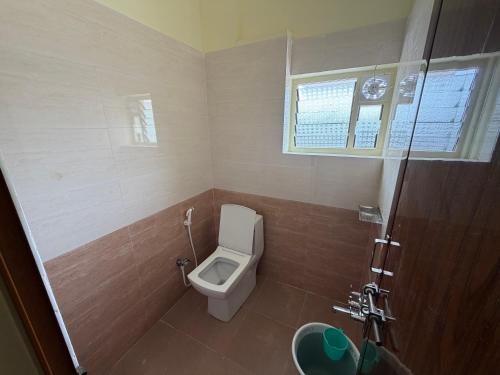 swarna deluxe lodge