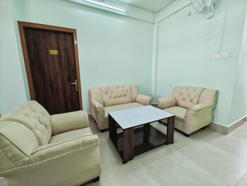 Kaizen Stay-Inn,,2 star