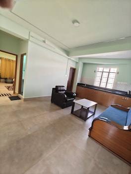 Kaizen Stay-Inn,,2 star