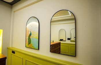 hotel indiana hitech city