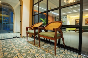 Hotel Indiana Hitech City,,4 star