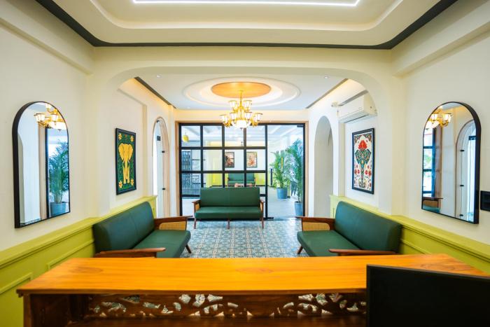 hotel indiana hitech city